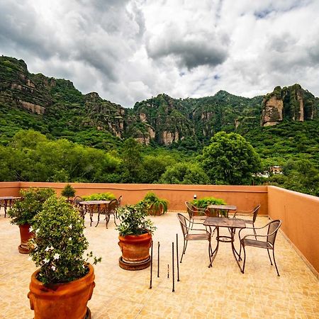 La Piramide Del Tepozteco Hotel Тепоцтлан Екстериор снимка
