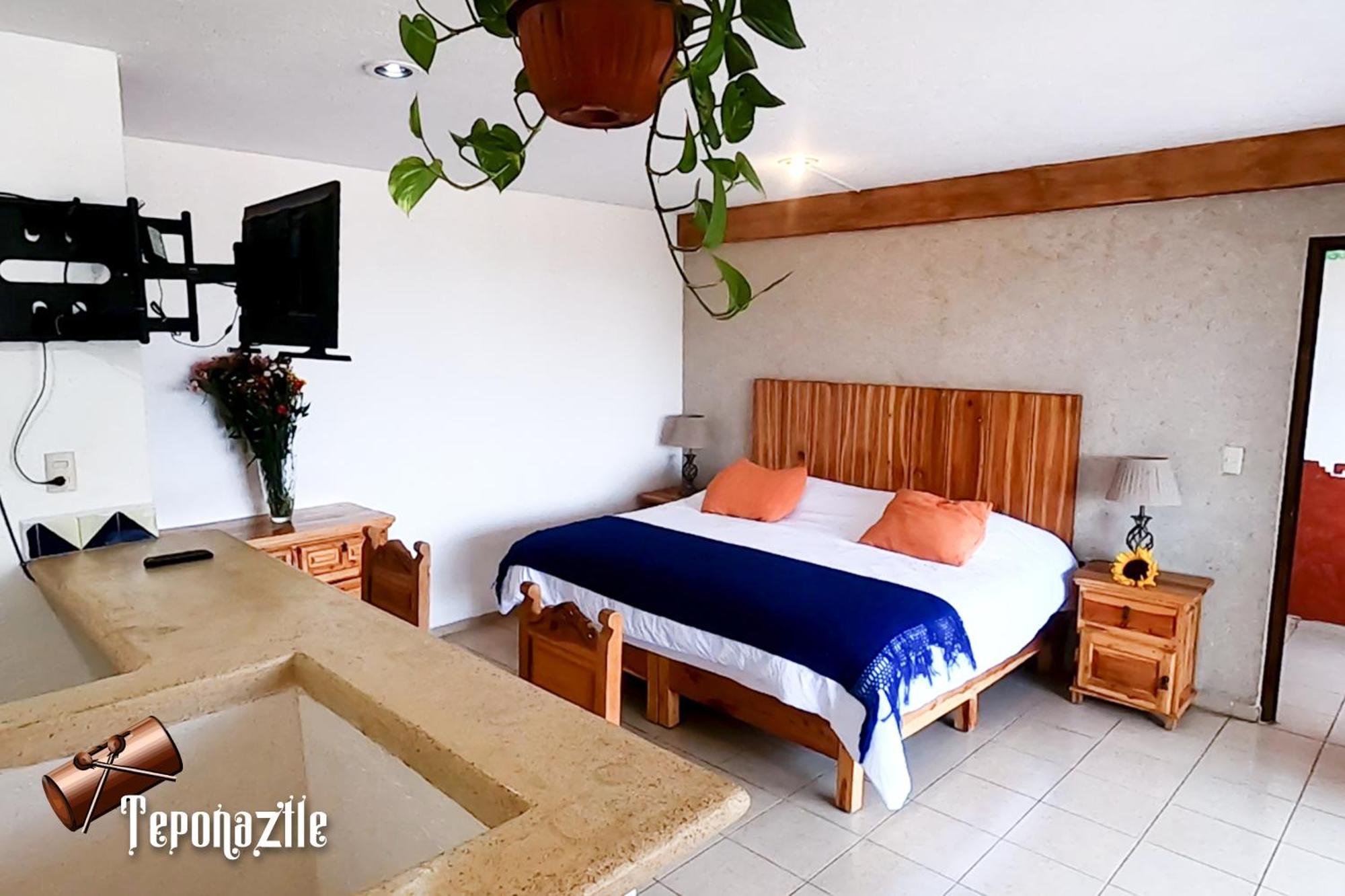 La Piramide Del Tepozteco Hotel Тепоцтлан Екстериор снимка