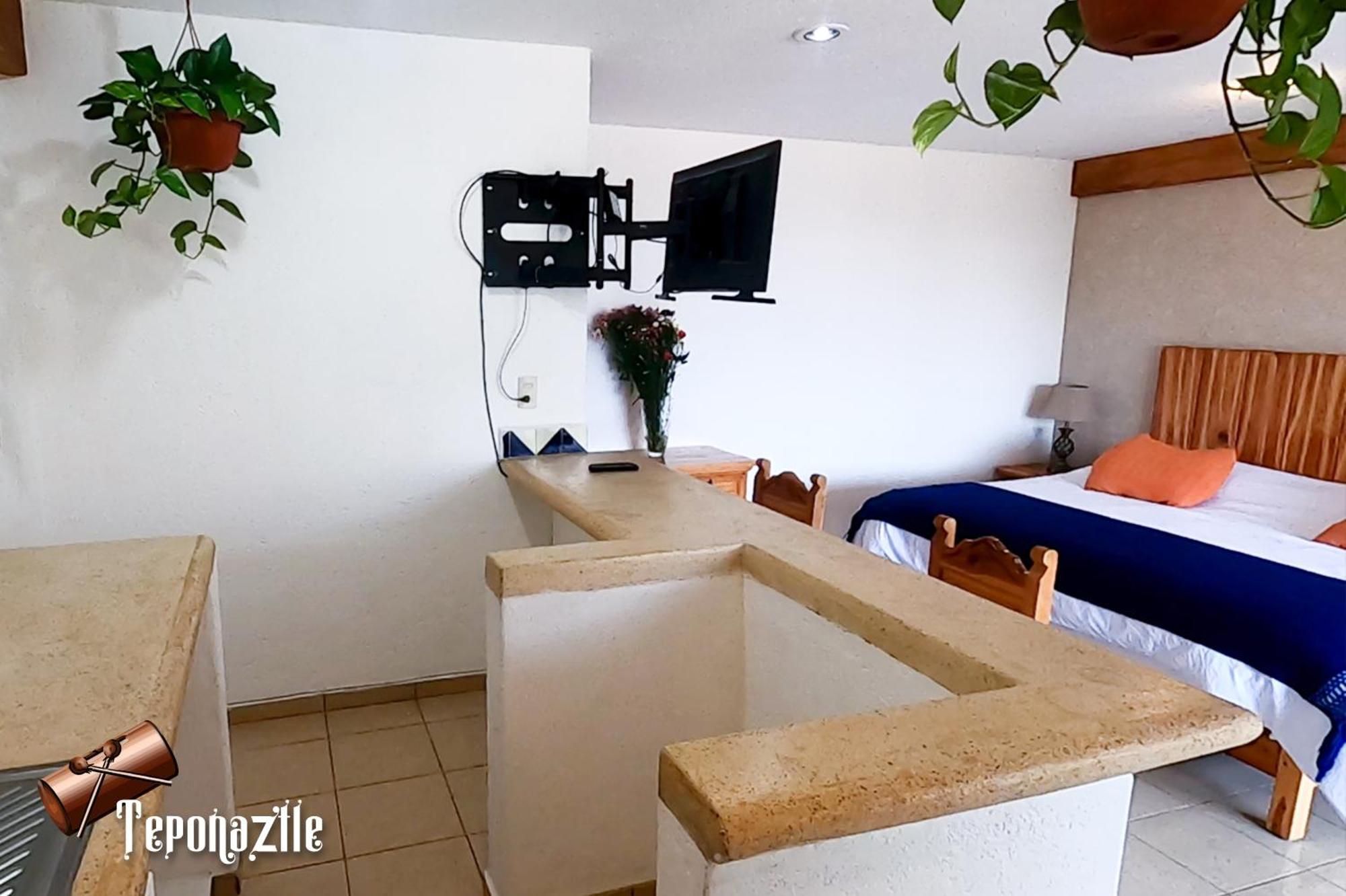 La Piramide Del Tepozteco Hotel Тепоцтлан Екстериор снимка