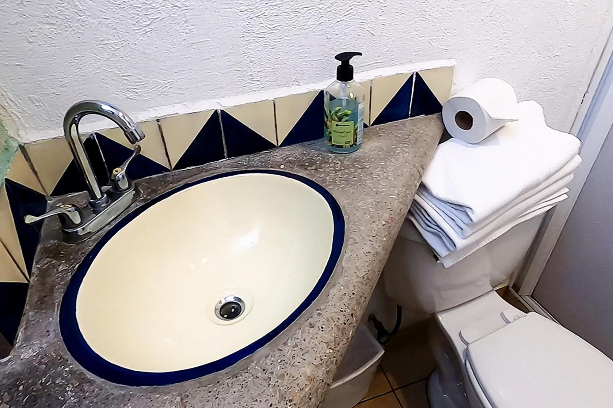 La Piramide Del Tepozteco Hotel Тепоцтлан Екстериор снимка