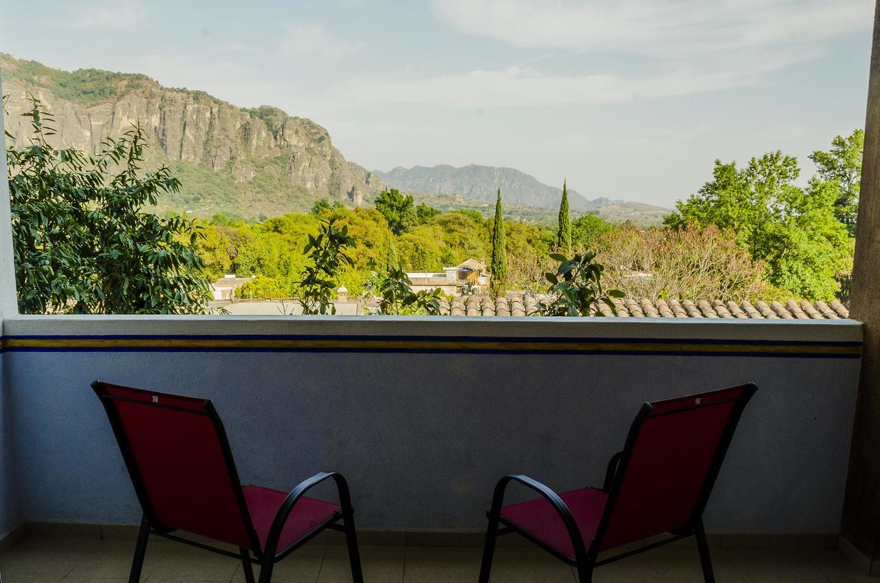 La Piramide Del Tepozteco Hotel Тепоцтлан Екстериор снимка
